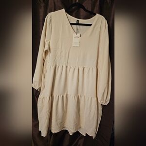 Elegant Cream Midi Dress